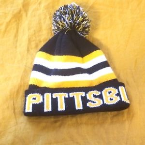 🌸2 for 10 🌸 Pittsburgh Winter Hat with Pom-Pom